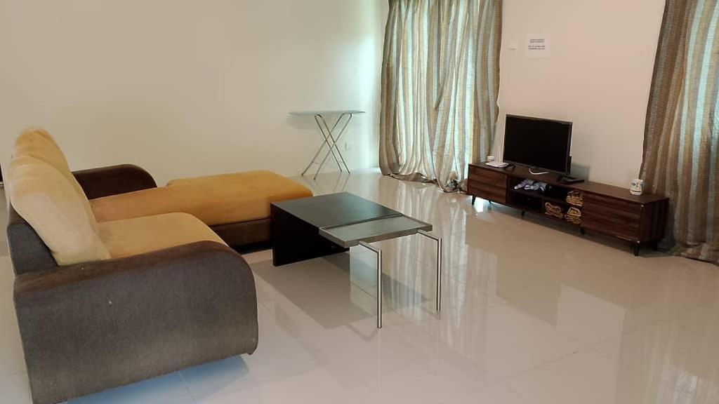 Homestay Bahagia Makmur *